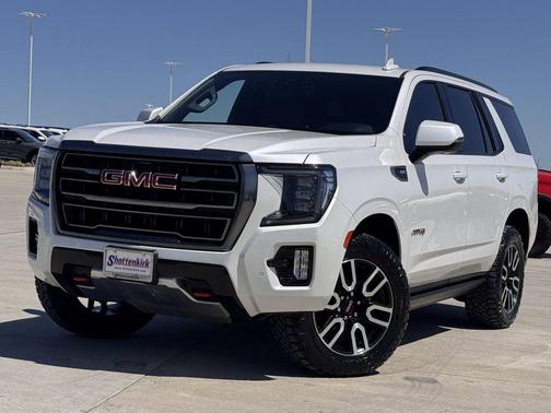 2023 GMC Yukon 4WD AT4