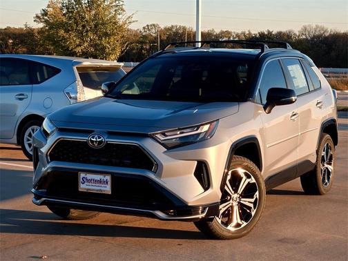 2025 Toyota RAV4 Hybrid SE