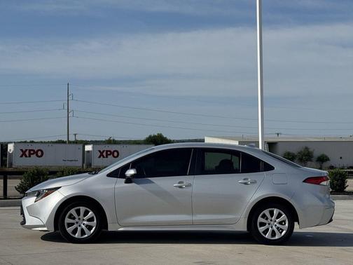 Classic Silver Metallic 2024 Toyota Corolla LE