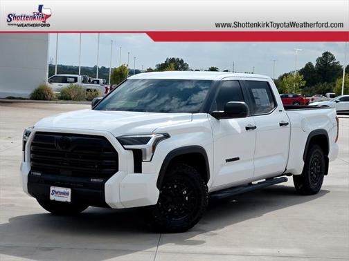 2025 Toyota Tundra SR5