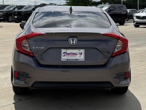 Polished Metal Metallic 2018 Honda Civic EX-T