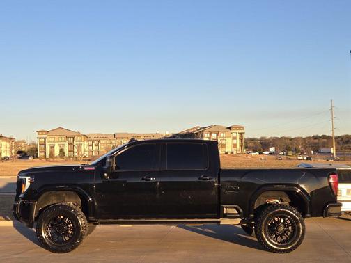 2024 GMC Sierra 2500 AT4