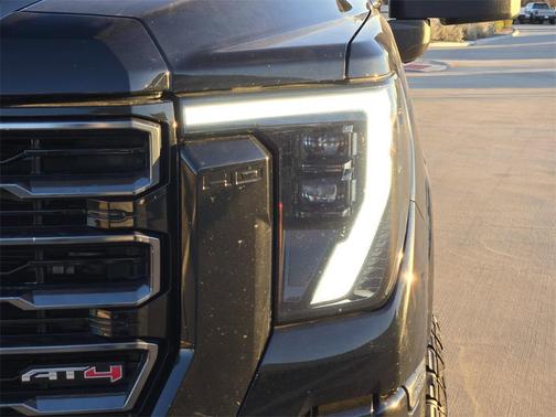 2024 GMC Sierra 2500 AT4