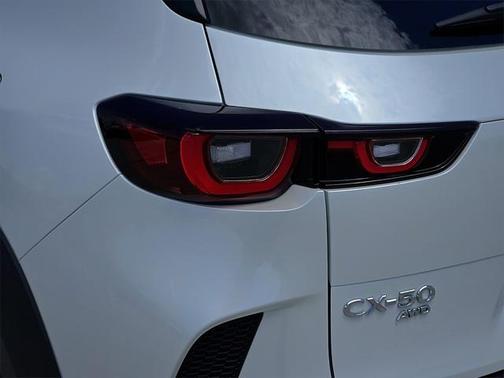 2024 Mazda CX-50 2.5 S Premium