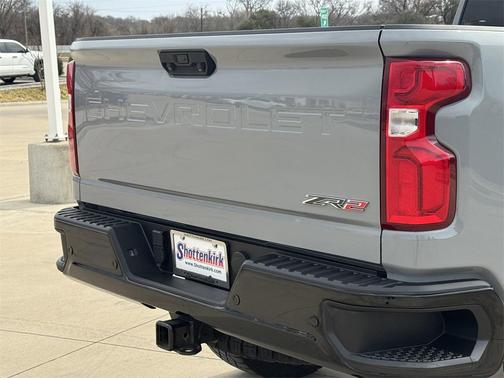 2024 Chevrolet Silverado 2500 4WD Crew Cab Standard Bed ZR2