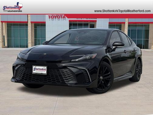 Midnight Black Metallic 2025 Toyota Camry SE