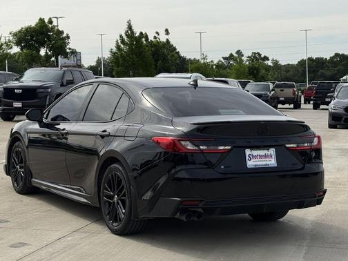 Midnight Black Metallic 2025 Toyota Camry SE