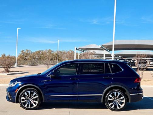 2022 Volkswagen Tiguan 2.0T SEL R-Line 4MOTION