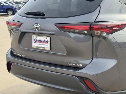 2024 Toyota Highlander Limited