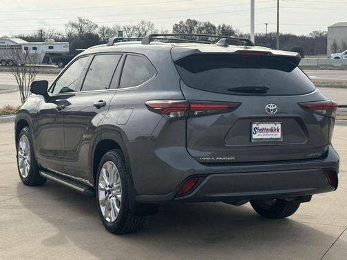 2024 Toyota Highlander Limited