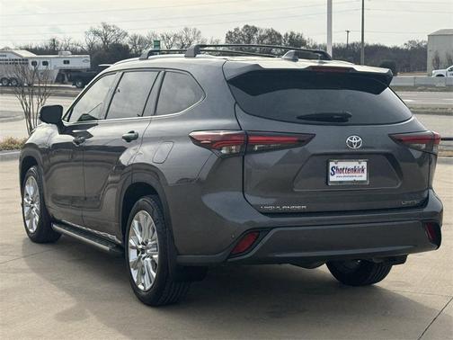 2024 Toyota Highlander Limited