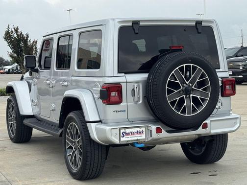 Silver Zynith Clearcoat 2023 Jeep Wrangler 4xe Sahara High Altitude