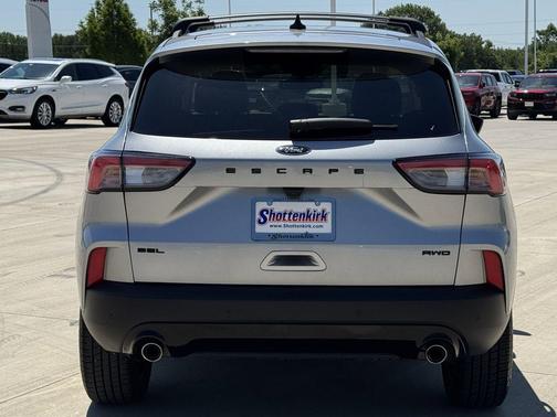 Iconic Silver Metallic 2022 Ford Escape SEL