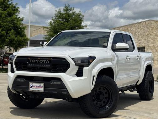 Ice Cap 2024 Toyota Tacoma SR5