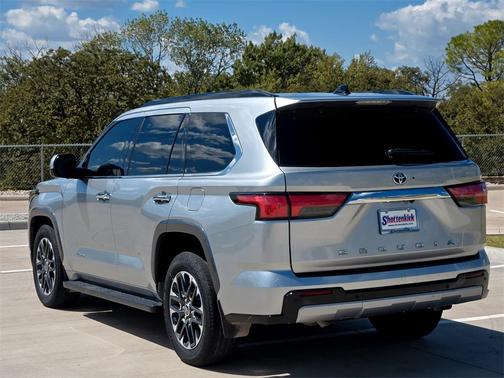 2023 Toyota Sequoia Limited