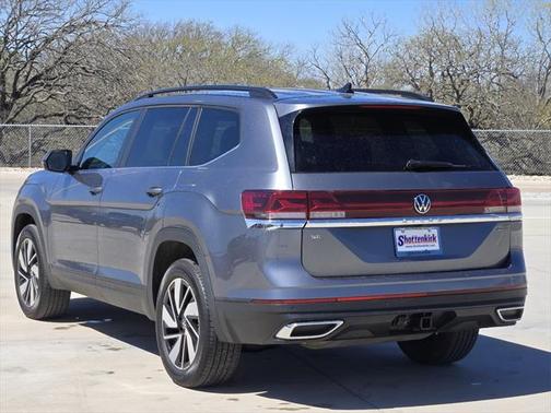 2024 Volkswagen Atlas 2.0T SE w/Technology 4MOTION