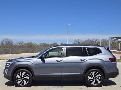 2024 Volkswagen Atlas 2.0T SE w/Technology 4MOTION