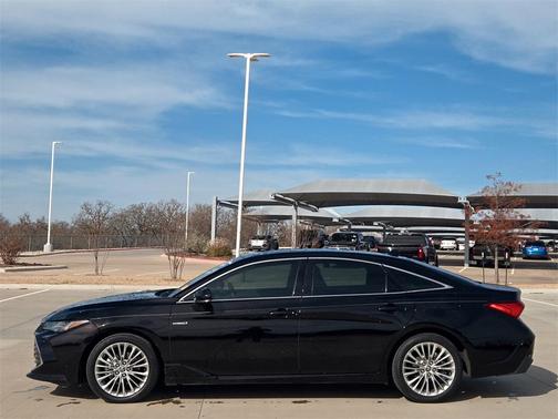 2021 Toyota Avalon Hybrid Limited