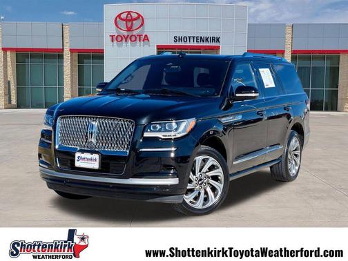 Black Metallic 2024 Lincoln Navigator Reserve