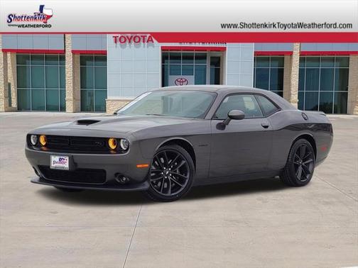 Granite Pearlcoat 2020 Dodge Challenger R/T