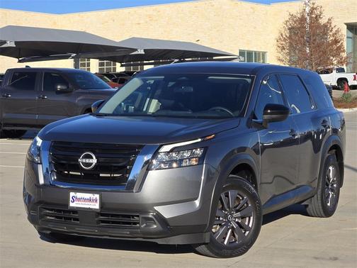2023 Nissan Pathfinder S FWD