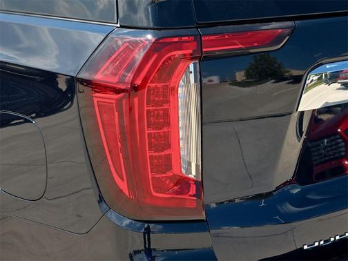2024 GMC Yukon SLE