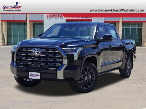 2025 Toyota Tundra Hybrid Platinum