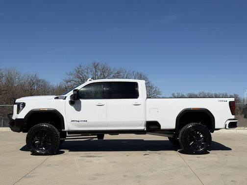 2024 GMC Sierra 3500 AT4