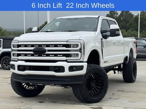 Star White Metallic Tri-Coat 2025 Ford F-250 Lariat