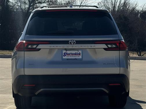 2024 Toyota Grand Highlander Platinum