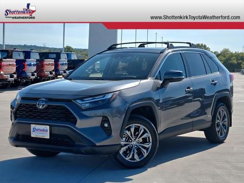 2022 Toyota RAV4 Hybrid XLE Premium