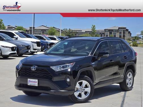 2021 Toyota RAV4 Hybrid XLE