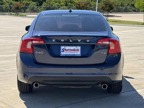Caspian Blue Metallic 2013 Volvo S60 T5