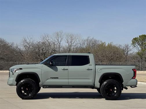 2024 Toyota Tundra Hybrid Limited