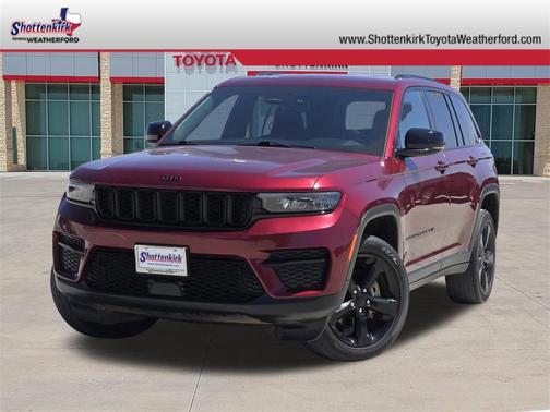 2023 Jeep Grand Cherokee Altitude