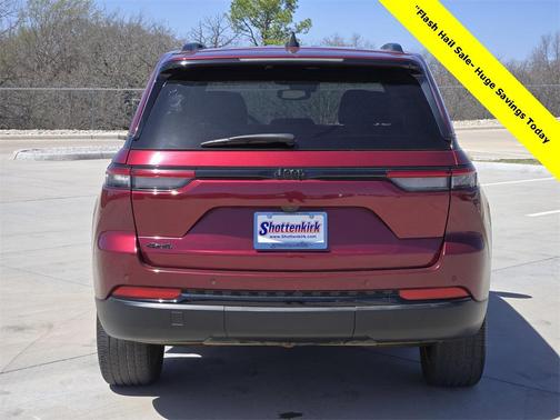 2023 Jeep Grand Cherokee Altitude