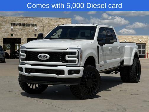 Star White Metallic Tri-Coat 2025 Ford F-350 Platinum