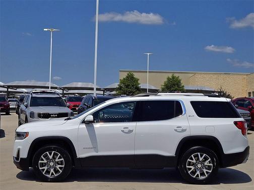 2023 GMC Acadia FWD SLT