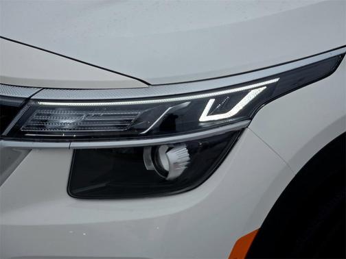2023 Kia Seltos Nightfall Edition