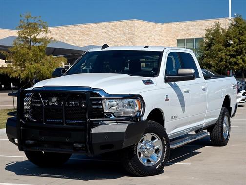 2022 RAM 2500 Big Horn Crew Cab 4x4 8' Box