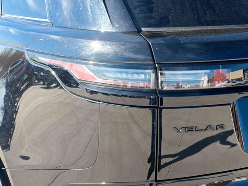 2025 Land Rover Range Rover Velar P250 SE R-Dynamic