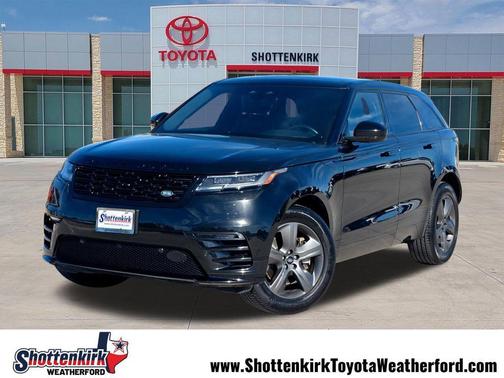 Santorini Black Metallic 2025 Land Rover Range Rover Velar P250 SE R-Dynamic