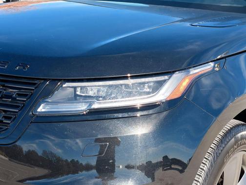 2025 Land Rover Range Rover Velar P250 SE R-Dynamic