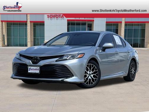 Celestial Silver Metallic 2020 Toyota Camry LE