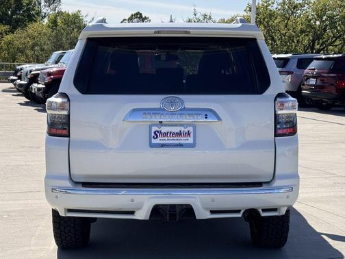 Blizzard Pearl 2018 Toyota 4Runner Limited
