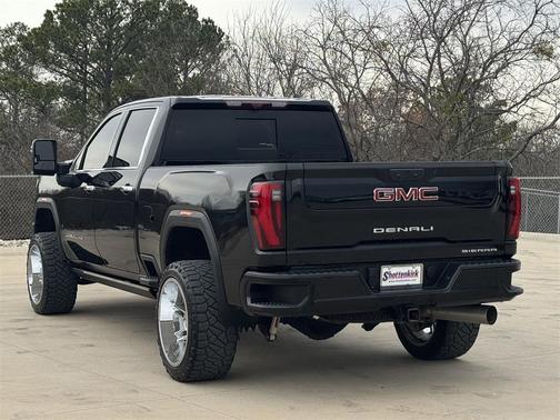2024 GMC Sierra 2500 Denali