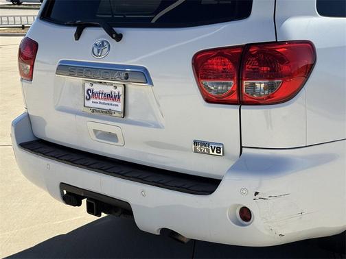 2013 Toyota Sequoia Platinum