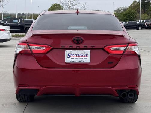 Supersonic Red 2020 Toyota Camry SE