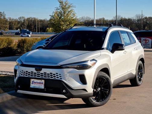 Wind Chill Pearl/Jet Black 2026 Toyota Corolla Hybrid SE