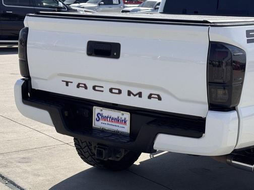 2023 Toyota Tacoma SR5